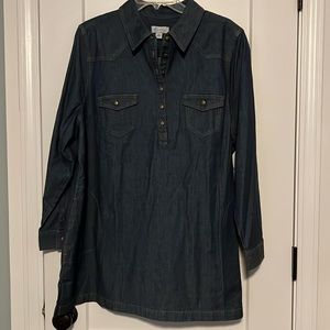 Blue jean top NWOT